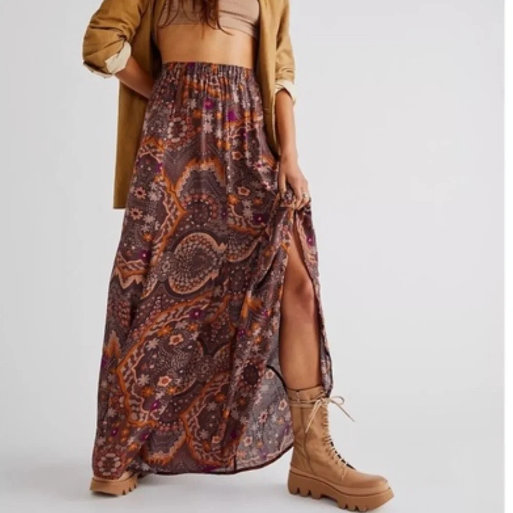 NWOT Free People Annalise Printed Maxi Skirt in Brown Z57-2